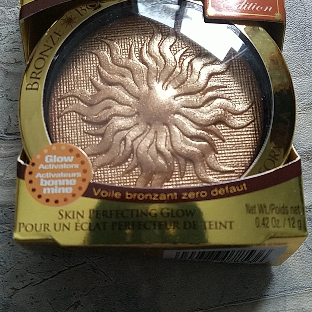 Physicians Formula Bronzers - Picture 5 of 6